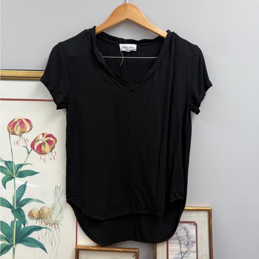 Bella Dahl Black Curved Hem Tee